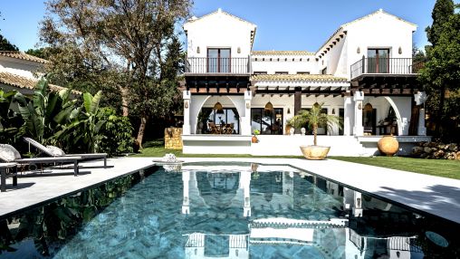 Zeitgenössische Villa mit spanischem Cortijo-Design