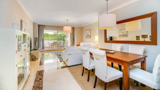 San Pedro Beach: Charming apartment in a frontline beach location