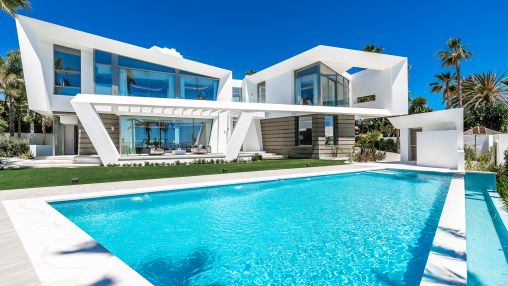 Villa à vendre dans Los Monteros, Marbella Est