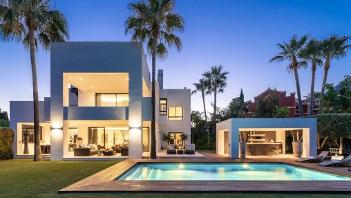 Goldene Meile: Top moderne luxuriöse Villa