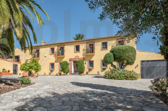 STUNNING CORTIJO MINUTES FROM SOTOGRANDE AND THE SANTA MARIA, PUENTE DE HIERRO POLO GROUNDS