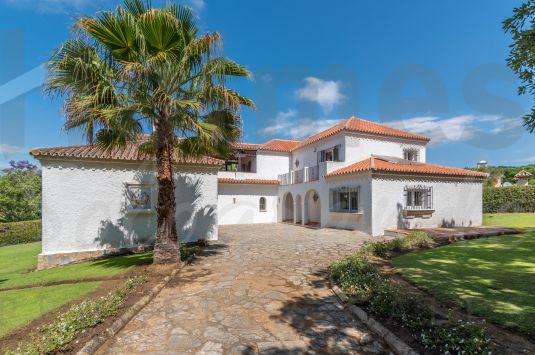 A charming villa in wonderful gardens recently renovated and extremely well maintained.