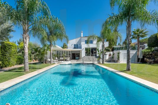 Beautifully renovated one of a kind villa in Sotogrande Costa equipped for sustainable living