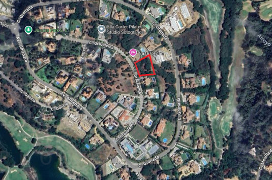 Plot for Sale in Almenara Golf - Sotogrande Plot