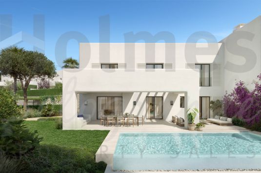 Four-bedroom house within the new Las Villas de los Álamos complex in La Reserva de Sotogrande.