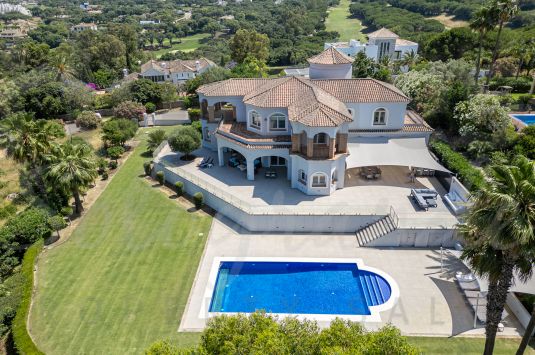 Exquisite Frontline Golf Villa with Panoramic Sea Views in Sotogrande Alto