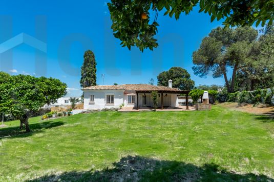 Villa de tres dormitorios en la prestigiosa Sotogrande Costa Central