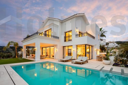 Villa Fortuna – Un Refugio Mediterráneo de Lujo Renovado en Los Arqueros.