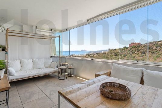 Renovated 2-Bedroom Ground Floor Apartment with Panoramic Views to the Sea, Gibraltar and Africa.