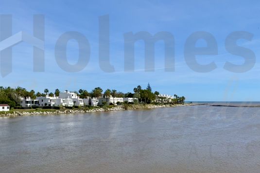 Town House for Sale in Apartamentos Playa - Sotogrande Town House