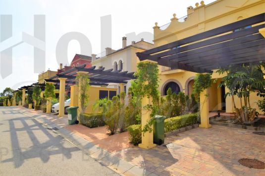 Nice 2-bedroom townhouse in Cortijos de la Reserva, Sotogrande Alto.