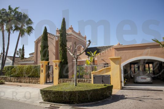 Recently renovated Andalusian style villa in Los Cortijos de la Reserva.