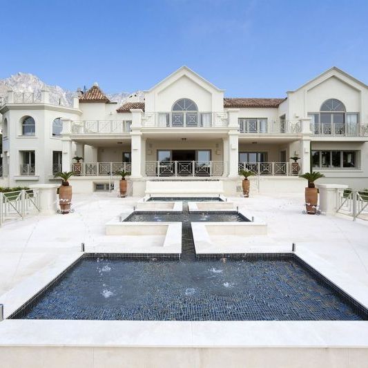 Villa a la venta en Sierra Blanca, Marbella Golden Mile