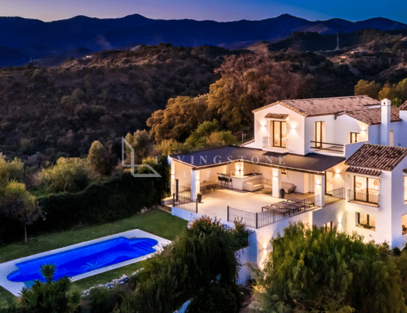 Andalusian Gem with Panoramic Sea and Mountain Views, Luxury Features, and Modern Elegance