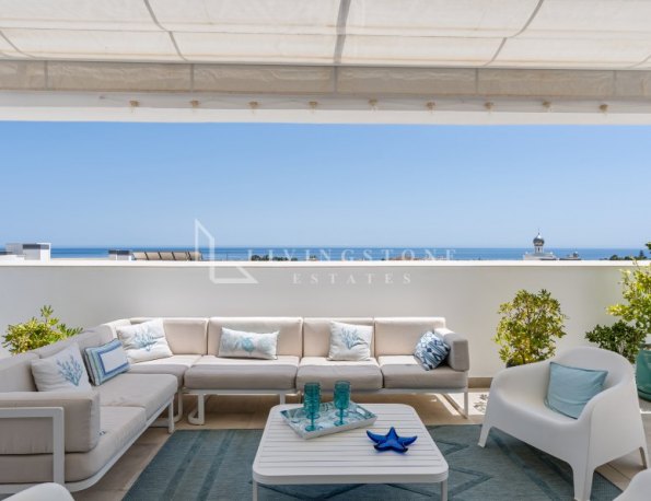 Penthouse with Panoramic Sea Views in Vanian Green Village, Estepona East