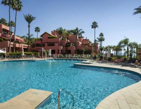Apartamento Planta Baja en venta en Cabo Bermejo, Estepona Este