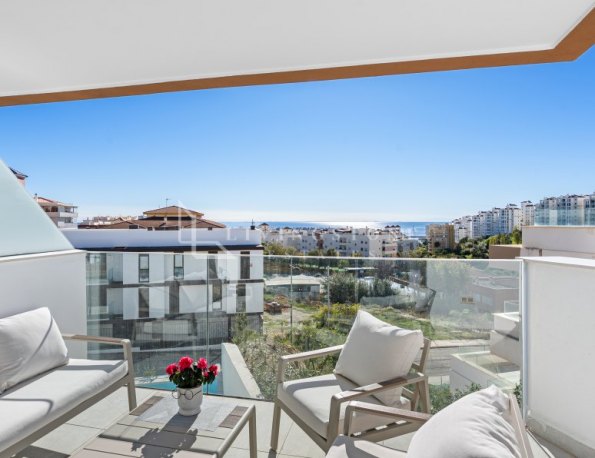 Brand new apartment with amazing sea views!