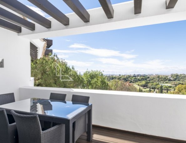 Spacious Duplex Penthouse in Tee 5, Benahavis