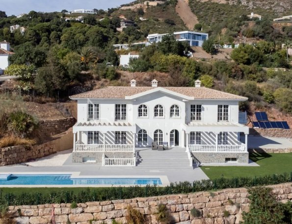 Villa for sale in Marbella Club