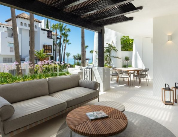 Exclusive Modern Apartment in Puente Romano