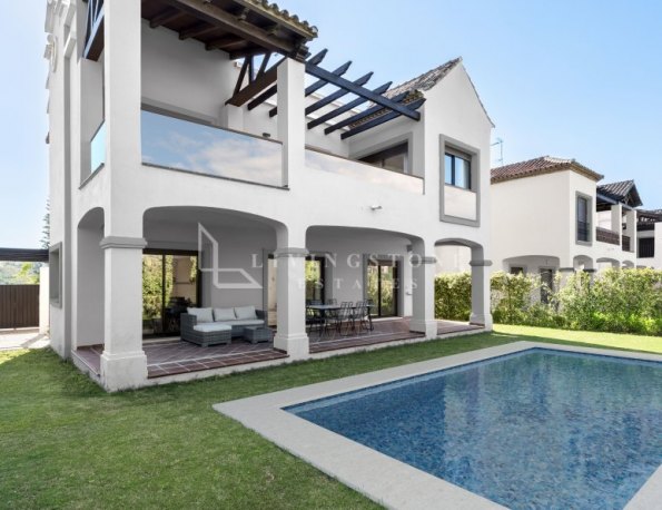 Azata Golf Villas