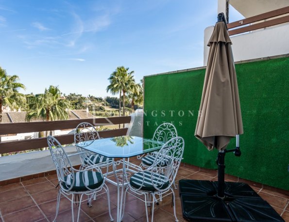 Apartamento en alquiler en Selwo Hills, Estepona