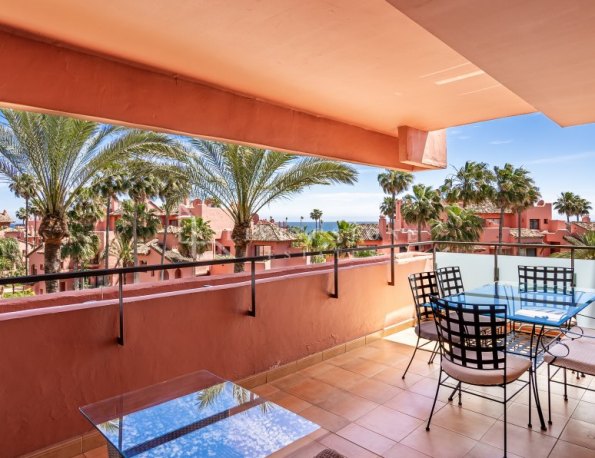 Appartement en bord de mer, situé sur la Nouvelle Mille d'Or