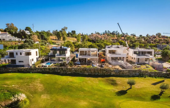 Development in New Golden Mile, Estepona East