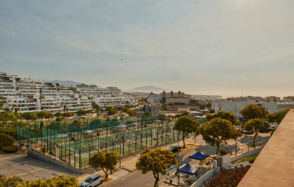 Słoneczny apartament w Las Mesas Homes II – nowoczesny komfort w sercu Estepony