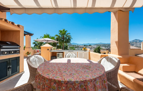 Duplex Penthouse na sprzedaż w El Campanario, Estepona Wschodnia