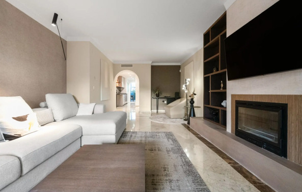 Apartament na parterze na sprzedaż w Marbella Golden Mile