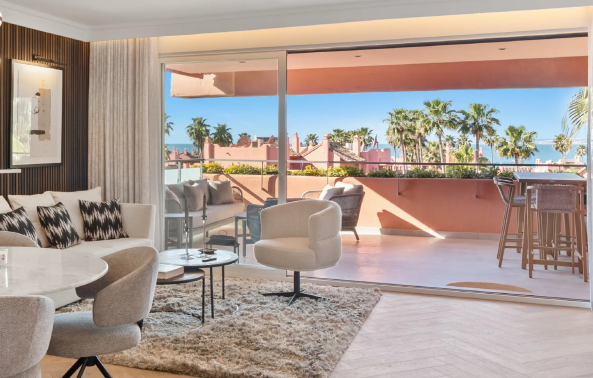 Duplex Penthouse na sprzedaż w Beach Side New Golden Mile, Estepona Wschodnia