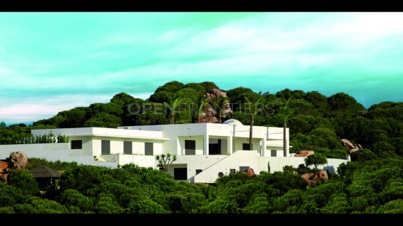 The White Stone Villa with Panoramic Views in Almenara Golf, Sotogrande Alto
