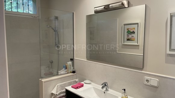 Lovely 5 Bedroom Villa in Sotogrande Costa, Cadiz