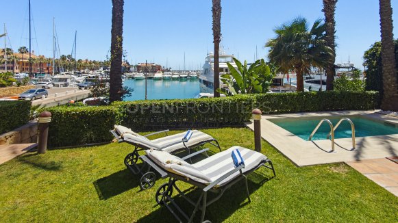 Apartment with Marina View in Ribera del Gurami, Sotogrande Marina