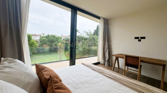 Luxury, Brand New, Modern House for Sale in Sotogrande Costa by Lago Architects – Villa KOA