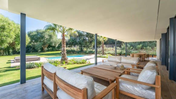 Villa KOA de Lago Architects: New build villa for sale in Sotogrande Costa
