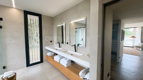 Luxury, Brand New, Modern House for Sale in Sotogrande Costa by Lago Architects – Villa KOA