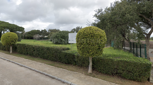 Plot for Sale in San Roque Club