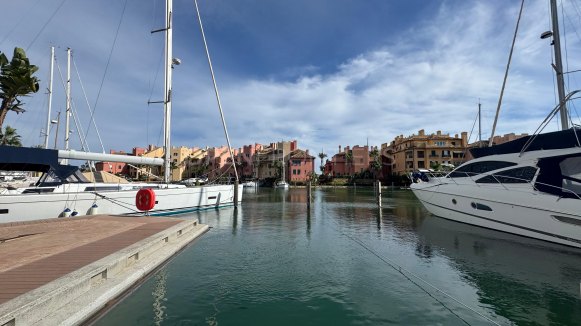 Prime 15m² Mooring with Panoramic Marina Views in Sotogrande Puerto Deportivo