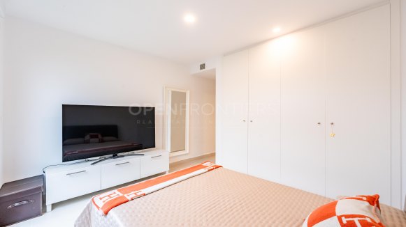 Luxury Senda Chica Apartment for Sale in La Reserva Sotogrande