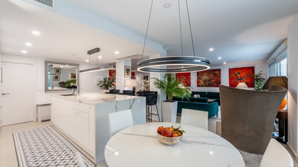 Luxury Senda Chica Apartment for Sale in La Reserva Sotogrande