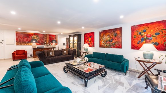 Luxury Senda Chica Apartment for Sale in La Reserva Sotogrande