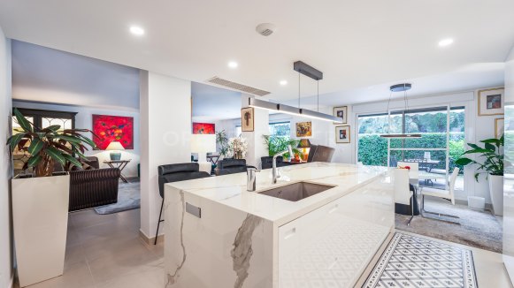 Luxury Senda Chica Apartment for Sale in La Reserva Sotogrande