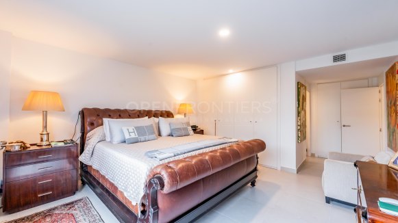 Luxury Senda Chica Apartment for Sale in La Reserva Sotogrande