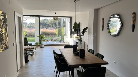 Stedenhuis met drie slaapkamers in San Roque Club, Sotogrande