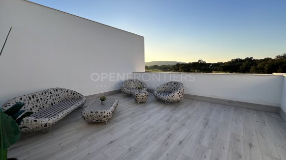 Stedenhuis met drie slaapkamers in San Roque Club, Sotogrande