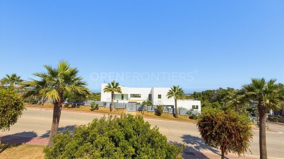 Villa Magnolia: Luxury Villa for Sale in La Reserva, Sotogrande