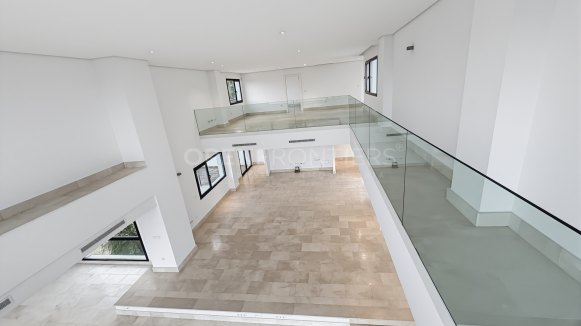 Villa Magnolia: Luxury Villa for Sale in La Reserva, Sotogrande