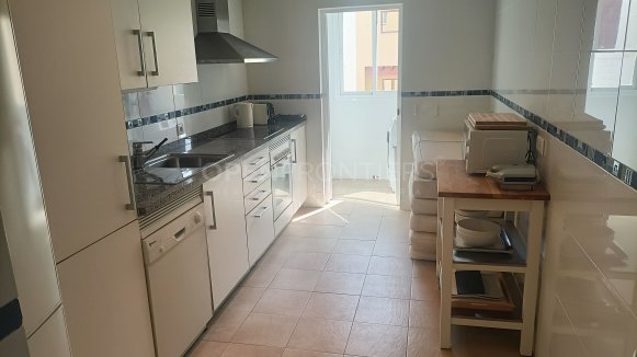 Apartment te koop in Guadalmarina, Marina de Sotogrande